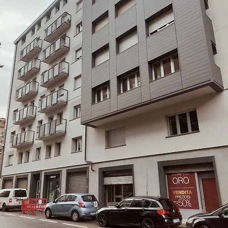 Lorenzo'S Apartament Aoste Extérieur photo