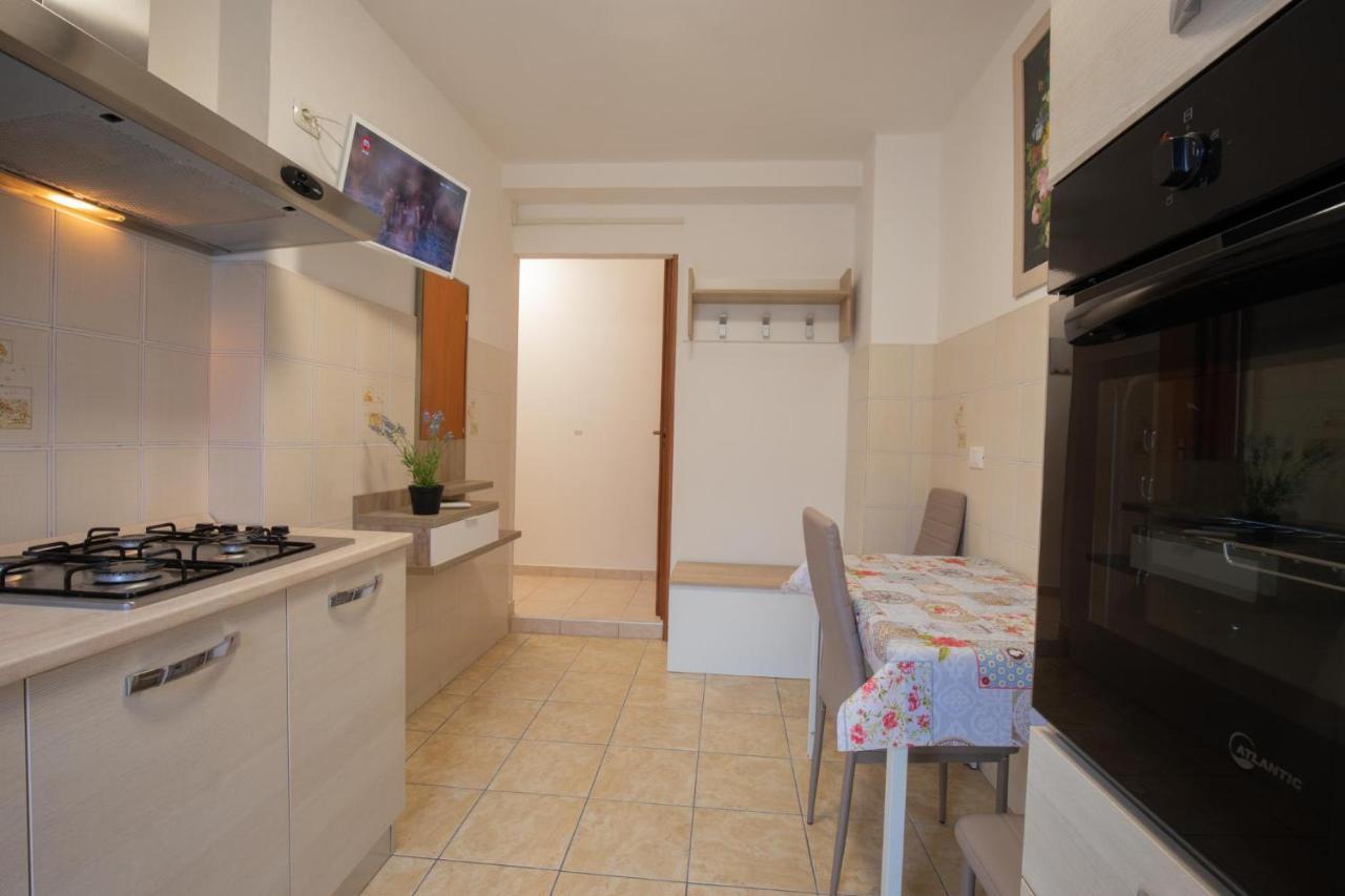 Lorenzo'S Apartament Aoste Extérieur photo
